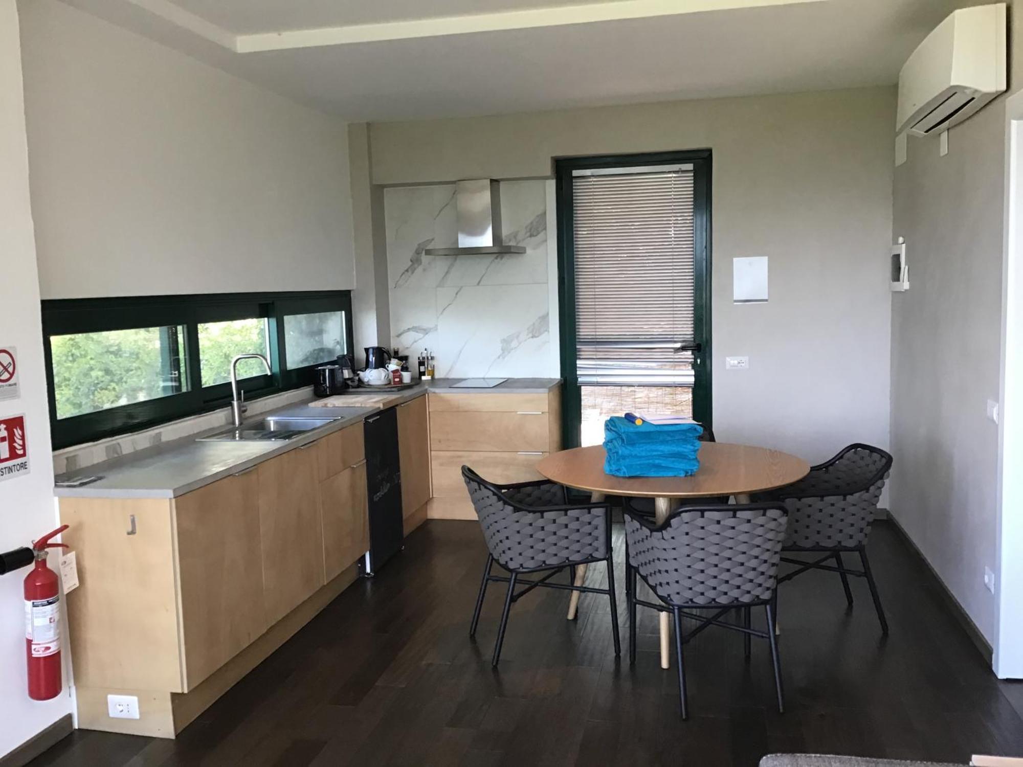 Agriturismo Voeuja Lago Maggiore Luino Esterno foto